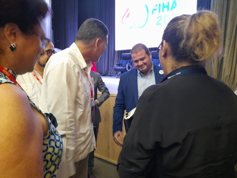 Imagen de WhatsApp 2024-12-20 a las 10.42.10_15b4a873